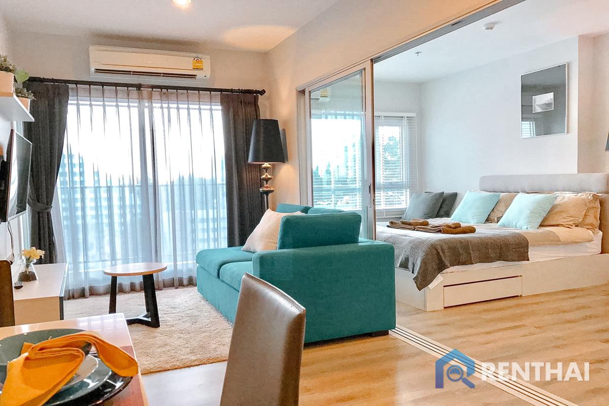 For SaleCondoPattaya, Bangsaen, Chonburi : For Sale : Centric Sea Condo Pattaya, Great location close to the beaches and the mall