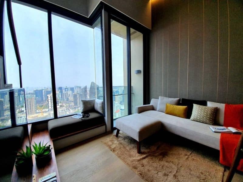 For SaleCondoSukhumvit, Asoke, Thonglor : S-TEA111  The Esse Asoke, 50th floor, city view, 57 sq m, 1 bedroom, 1 bathroom, 15.038 million (sold with tenant) 064-959-8900