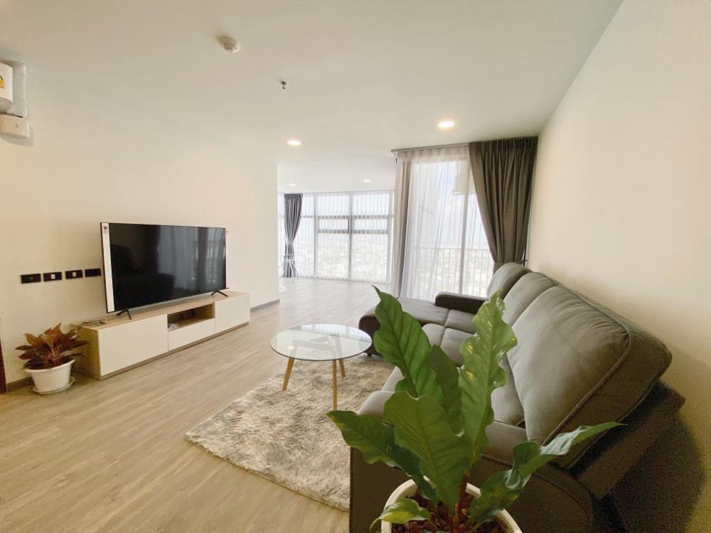 For RentCondoKasetsart, Ratchayothin : Condo for rent, Elephant Tower, very new room! Renovated & Fully Fitted, ready to move in!