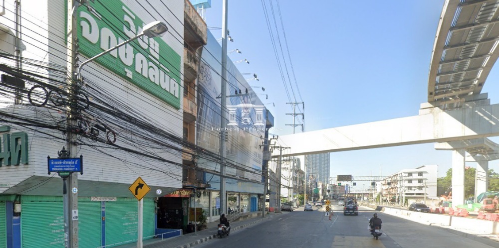 For SaleShop HouseRama5, Ratchapruek, Bangkruai : commercial building for sale with tenants, next to Tiwanon Road. Next to the Pink Line MRT, Pak Kret Intersection. Next to the Pink Line MRT, Pak Kret Intersection.