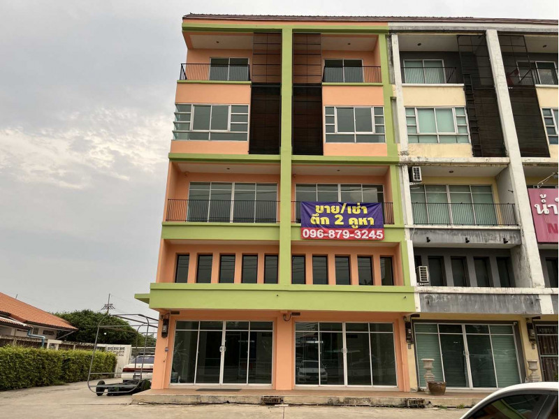 For SaleShophousePathum Thani,Rangsit, Thammasat : L080947 Shophouse for sale, 2 units, 4 and a half floors, next to the main road, Khlong Luang, near Wat Phra Dhammakaya, size 51.6 sq m.