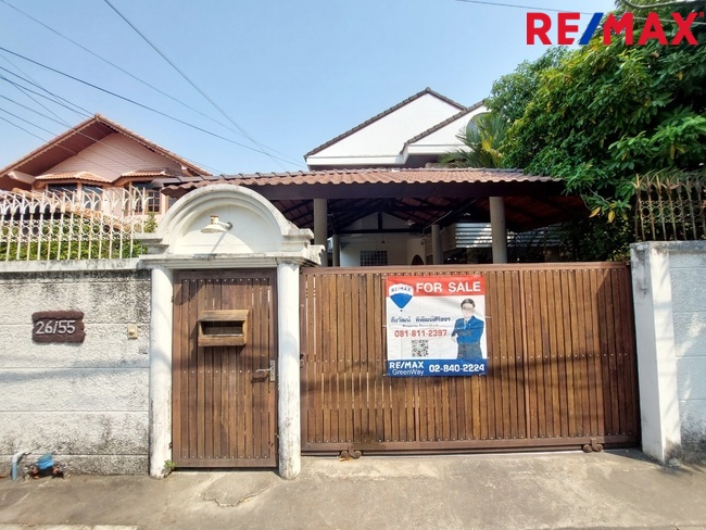 For SaleHouseRama5, Ratchapruek, Bangkruai : 2-story detached house for sale, Thanakorn Village, Villa 1, area 155 sq m, Thet Phra Kiat Road, Bang Kruai, near the Si Rat Expressway - Outer Ring Road.