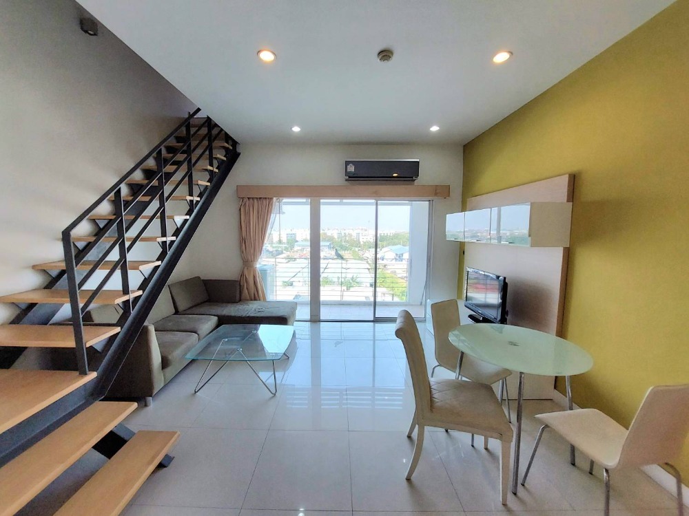 For SaleCondoChaengwatana, Muangthong : Special discount!! Duplex condo, The Urbana project, Nonthaburi