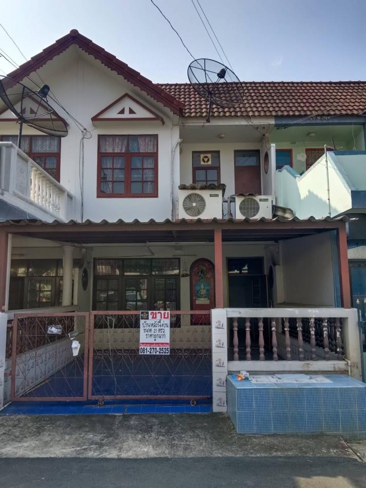 For SaleTownhouseVipawadee, Don Mueang, Lak Si : 2-story townhouse for sale, Charoen Don Mueang Village, Soi Vibhavadi 37, suitable for living.