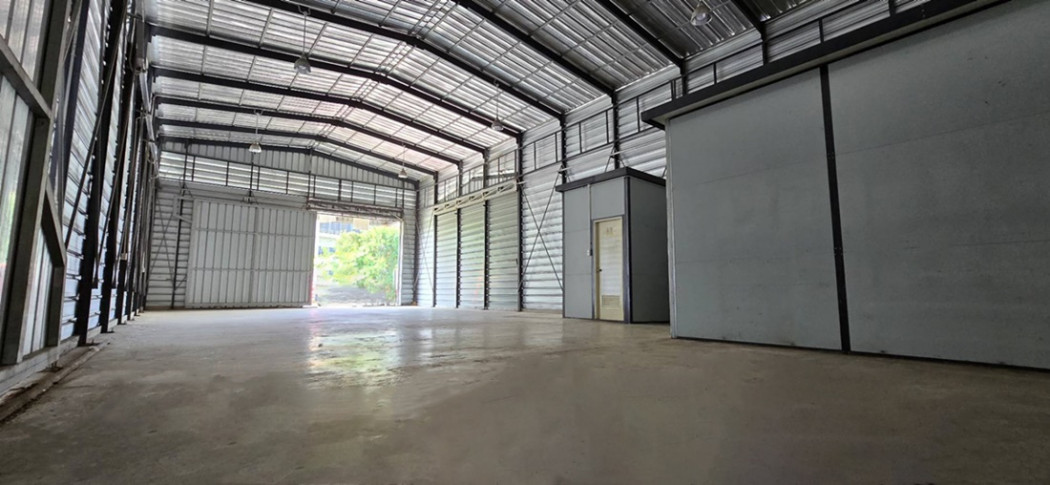 For RentWarehouseBang kae, Phetkasem : For rent, prefabricated warehouse for rent, Phutthamonthon Sai 3, Soi 7, 190 sq m., with office, 50 m into the alley [ R14A ]