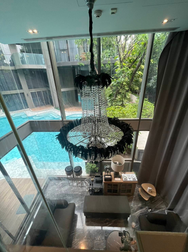 ให้เช่าคอนโดสุขุมวิท อโศก ทองหล่อ : Ashton Sukhumvit 41: 3bed 3bath Duplex 159sqm. 160,000/mth Am: 0656199198