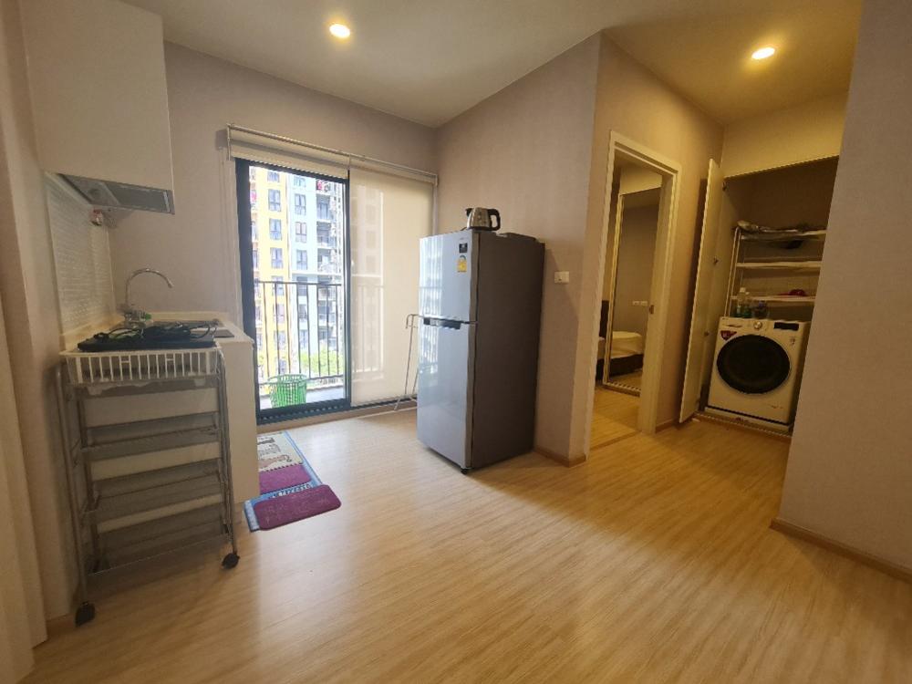 For RentCondoPinklao, Charansanitwong : For rent Plum Pinklao 52 sq m, 2 bedrooms, 2 bathrooms There is a washing machine. 18000 baht/month