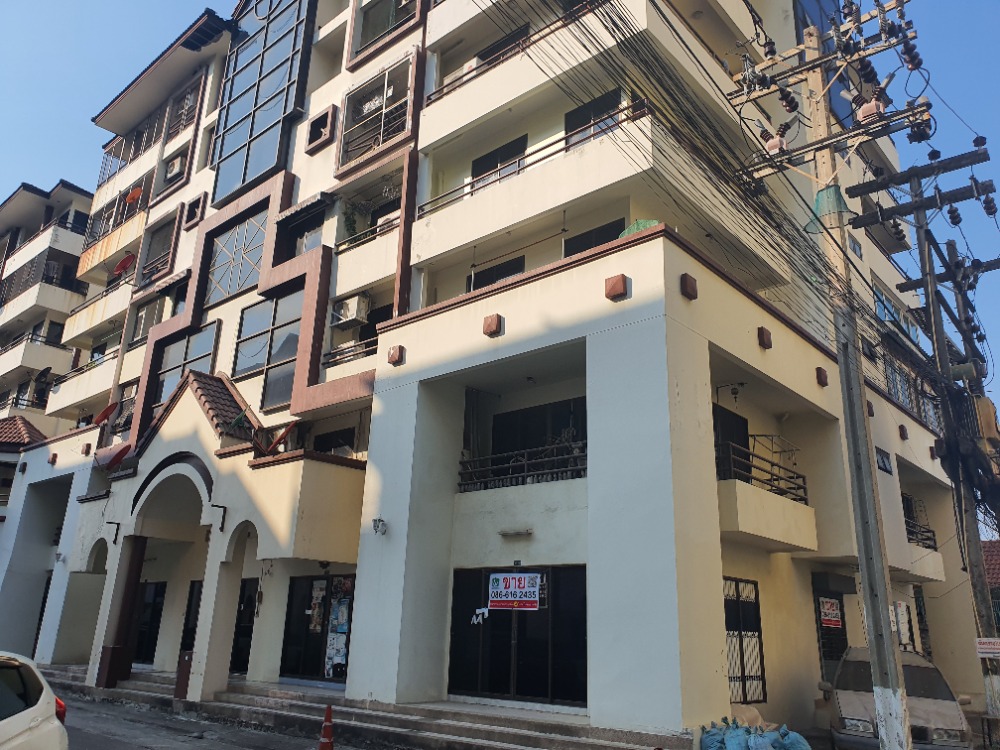 For SaleCondoKasetsart, Ratchayothin : For sale: Dalin Place Condominium, ground floor, 60 sq m., ground floor, corner room, able to trade, good location, lots of students.