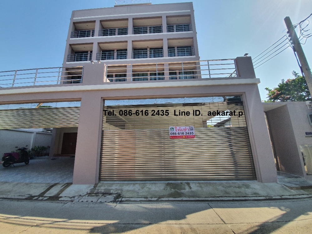 For RentShophouseChokchai 4, Ladprao 71, Ladprao 48, : Commercial building for rent, 5-story office, with elevator, Lat Phrao location, Town in Town. New construction completed at the end of 2023. The building is strong, large, new, clean, with good sanitary ware. The top can be accommodated.