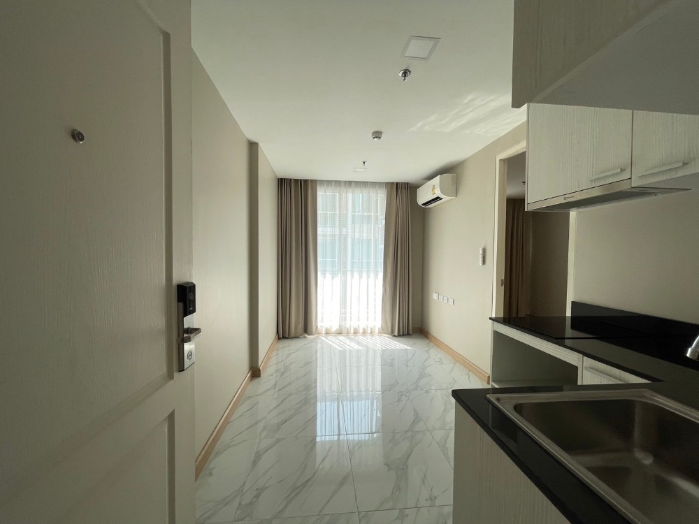 ขายคอนโดอ่อนนุช อุดมสุข : 1 bedroom 1 bathroom 27 Sq.M. at Bless Residence Ekamai