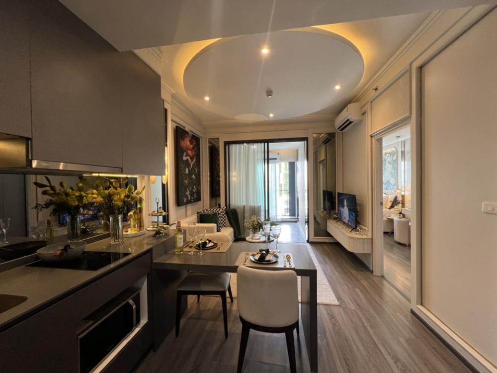 For SaleCondoSiam Paragon ,Chulalongkorn,Samyan : 2 Bedroom 47 sq m. Special price only 7.99 million baht, receive an additional 1 hundred thousand baht in cash back 🙀 get the right to park 2 cars 🚖🚘