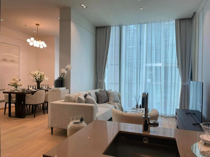 For RentCondoWitthayu, Chidlom, Langsuan, Ploenchit : For Rent 28 chidlom 2 Bedroom 2 Bathroom 90 sqm