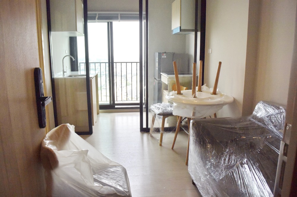 For RentCondoChaengwatana, Muangthong : For rent: NUE Noble Ngamwongwan (New Noble Ngamwongwan, new room)