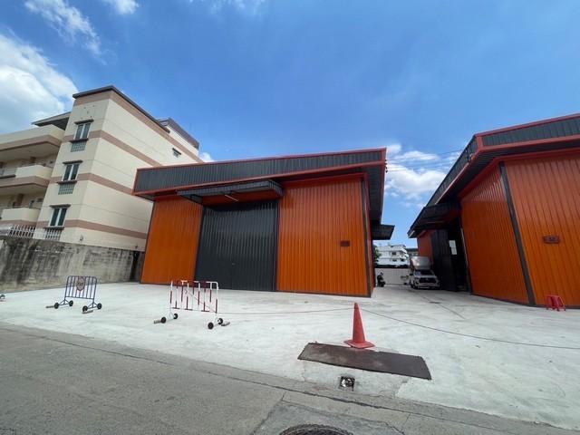 For RentWarehouseLadprao101, Happy Land, The Mall Bang Kapi : Warehouse for rent 305 sq.m. Lat Phrao Bang Kapi Wang Thonglang area near Lat Phrao 101 Expressway, MRT Maha Thai, newly built warehouse, not deep into the alley, wide alley, large vehicles can enter and exit conveniently.