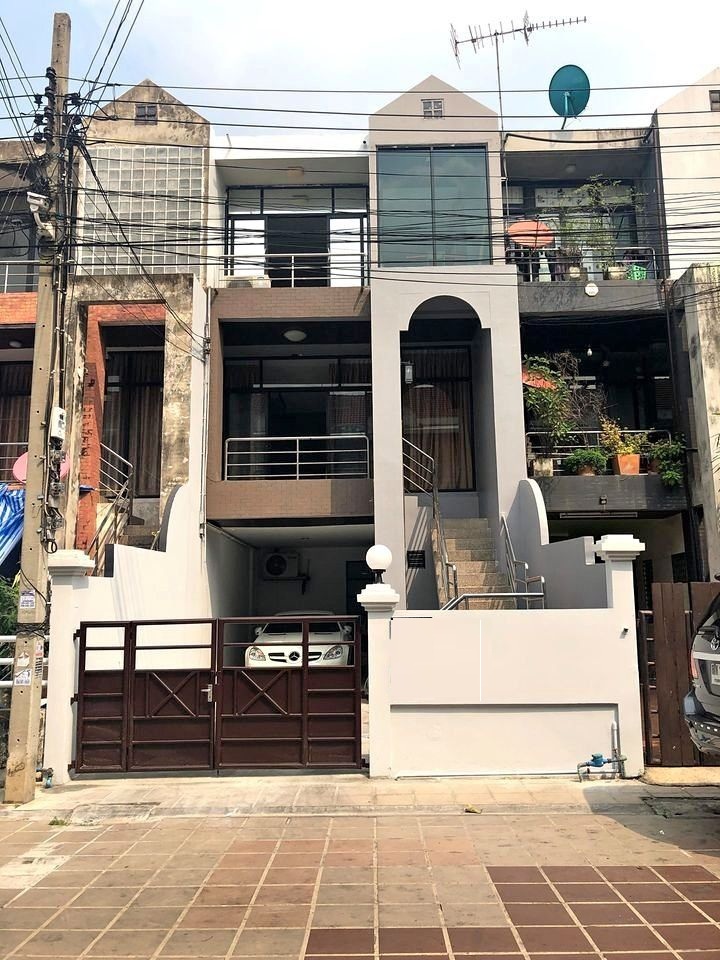 For RentTownhouseBang Sue, Wong Sawang, Tao Pun : B921 Townhouse for rent, Warren Mansion Village 2, Soi Thetsaban Nimit Nuea 2, Lat Yao, Chatuchak