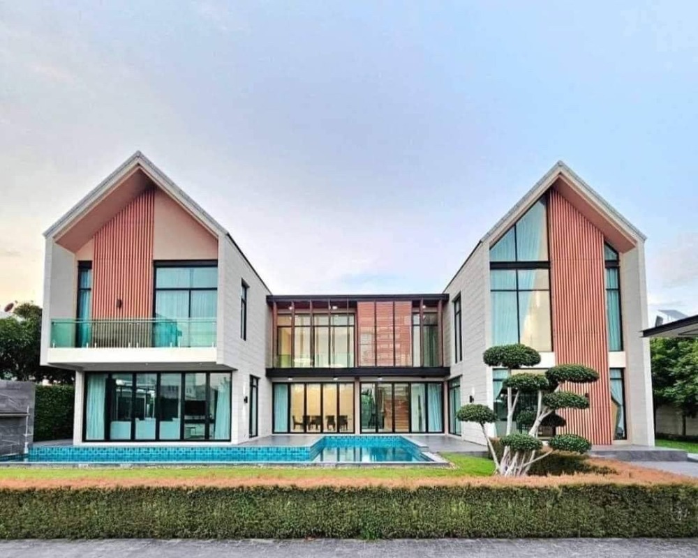 For SaleHouseNawamin, Ramindra : Luxury house in nordic style | 2-story detached house, 3 bedrooms | 600 sq.w. | House number 99 | with L-shaped swimming pool | near fashon island, Serirak Hospital, Panya University