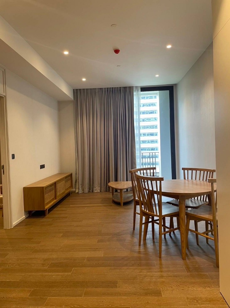 For SaleCondoWitthayu, Chidlom, Langsuan, Ploenchit : Muniq Langsuan  | Floor 10+ | 1 Bedroom | Near BTS Phloen Chit, 3 minutes, and MRT Lumpini, 4 minutes.