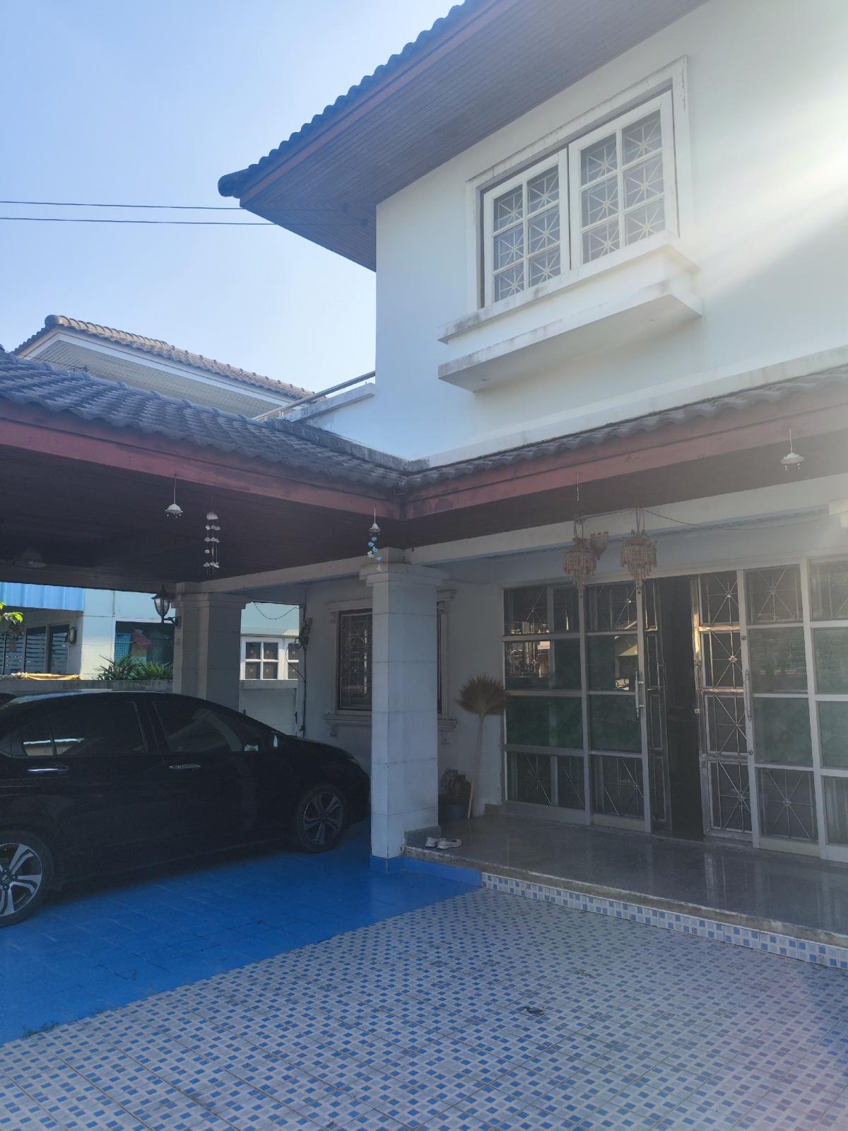 For SaleHousePhutthamonthon, Salaya : 💥💥 2 -story detached house Village, Nakhon Phutthamonthon, Sai 5 3.35 minus. (Selling lower than the appraised value) The appraised value 3.5 delete Phutthamonthon Sai 5, Nakhon Pathom Province, area 54 Sq. Good location, easy to in and out *** away from 