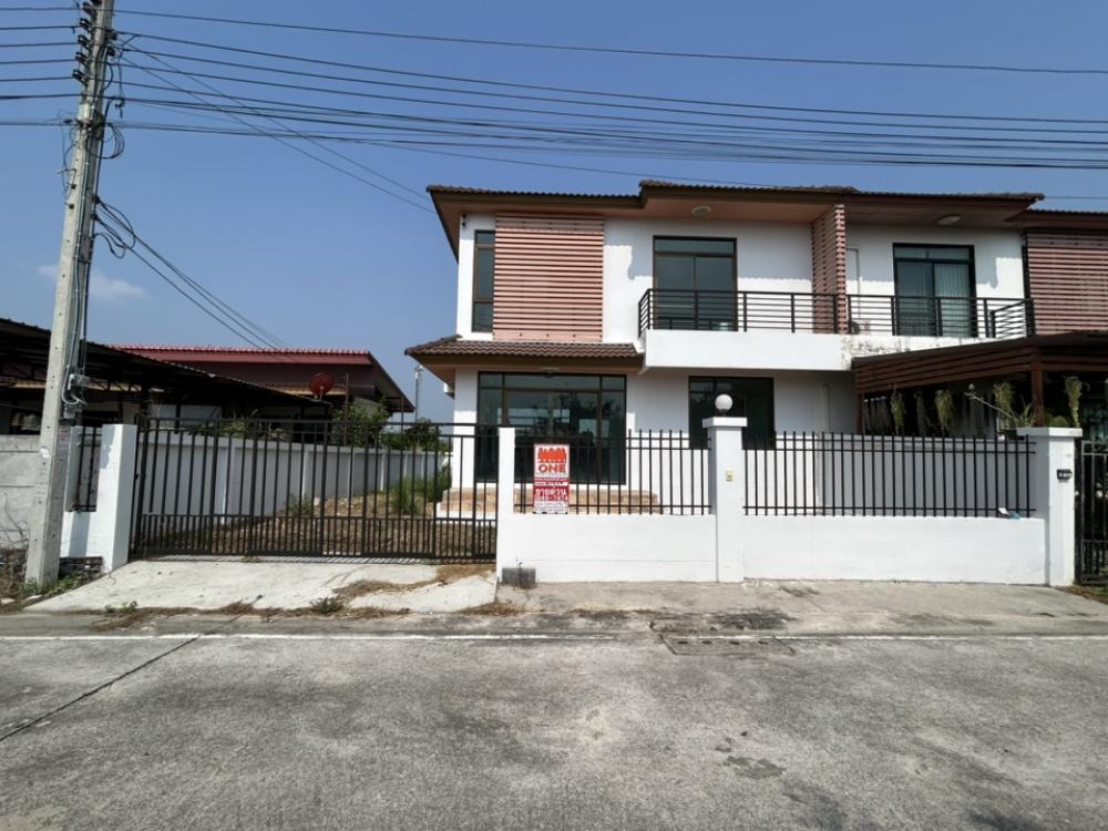 For SaleHouseSamut Prakan,Samrong : 📣📣Urgent sale, 2-story twin house, Soi Bangna Garden 23, near ABAC Bangna University, cool breeze, shady, good view, peaceful.