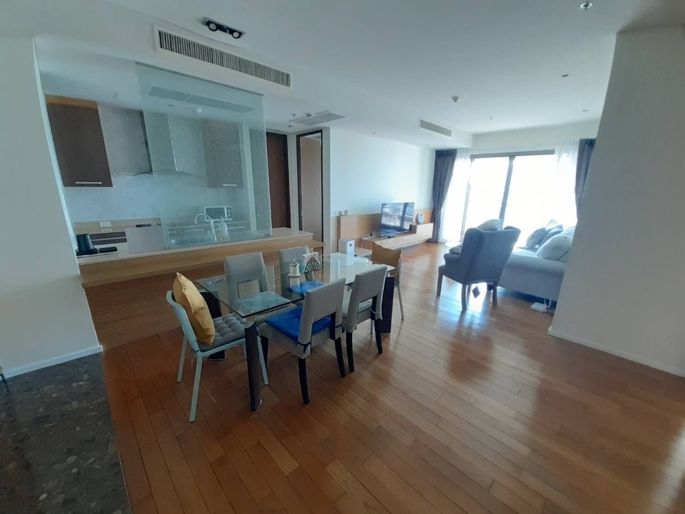 For RentCondoSukhumvit, Asoke, Thonglor : Pet Friendly (2 Bed 111 Sqm) @BTS Asoke - 65,000 THB Negotiable