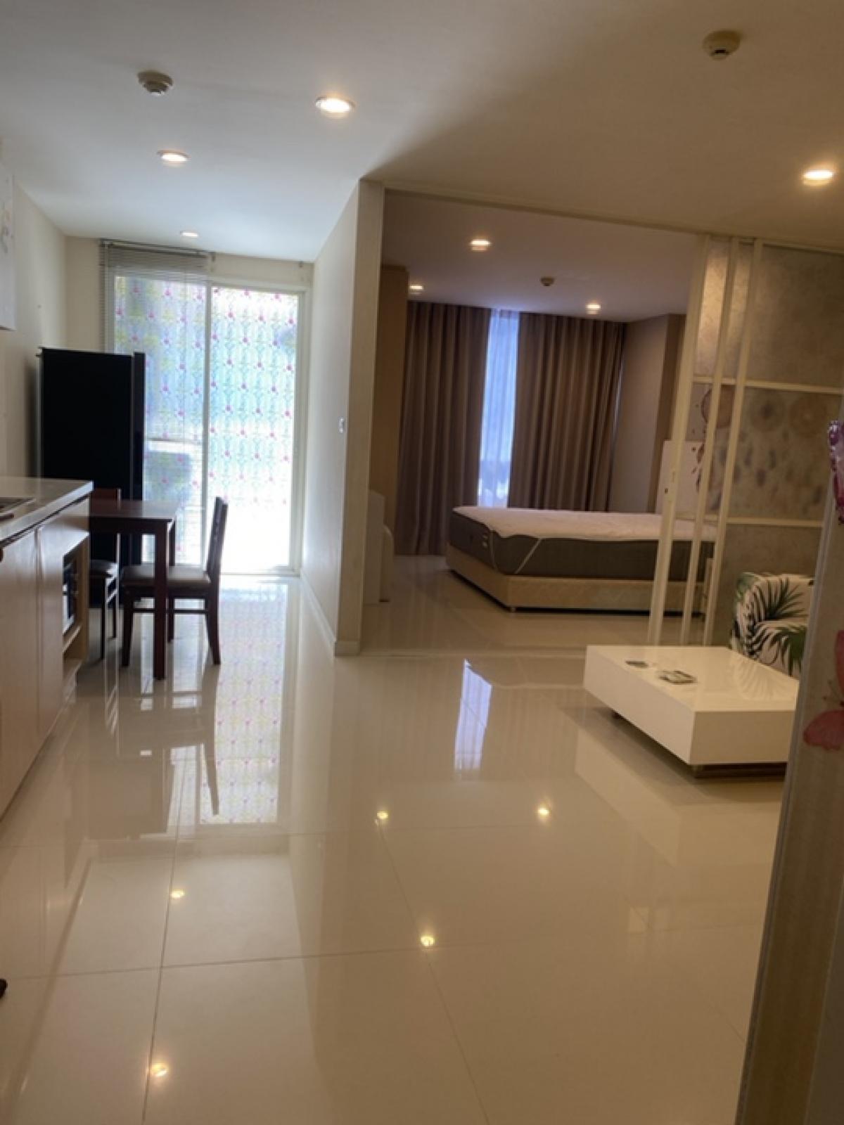 For RentCondoPattanakan, Srinakarin : 🚩New, ready to move in, Element Srinakarin, 1 bedroom, 1 bathroom, size 44 sq m., beautiful room, comfortable, has a washing machine, contact Auntie Maem 0992982923 LineID: 0644740951 Tw1/3