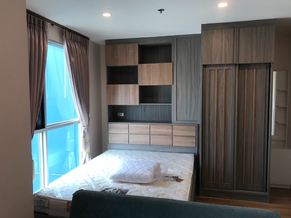 For RentCondoKasetsart, Ratchayothin : The Selected Kaset - Ngamwongwan【𝐑𝐄𝐍𝐓】🔥Modern room, city view, lots of storage space Complete central area Opposite Kasetsart fence 🔥 Contact Line ID: @hacondo