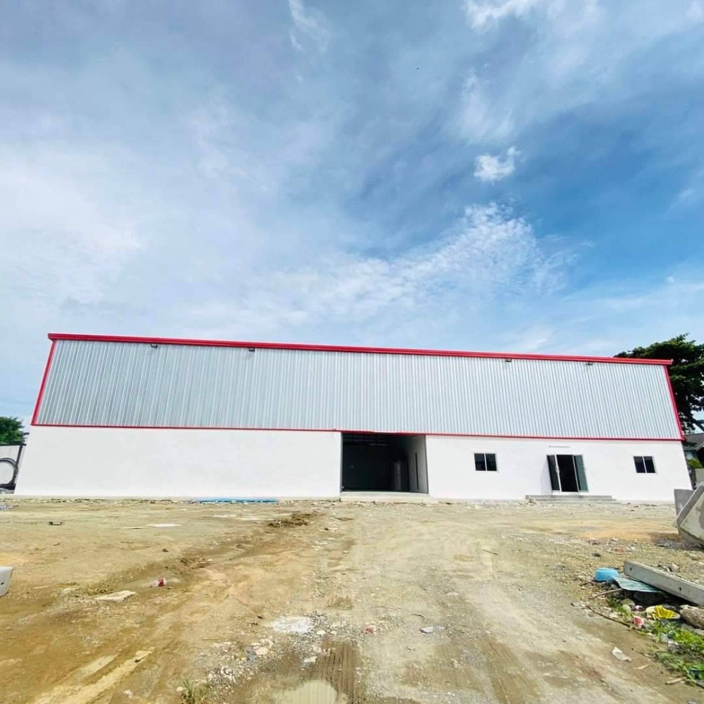 For RentWarehouseBang kae, Phetkasem : New warehouse for rent, usable area 2,000 sq m., with worker rooms, office, bathroom, Bang Khae location, near The Mall Bang Khae