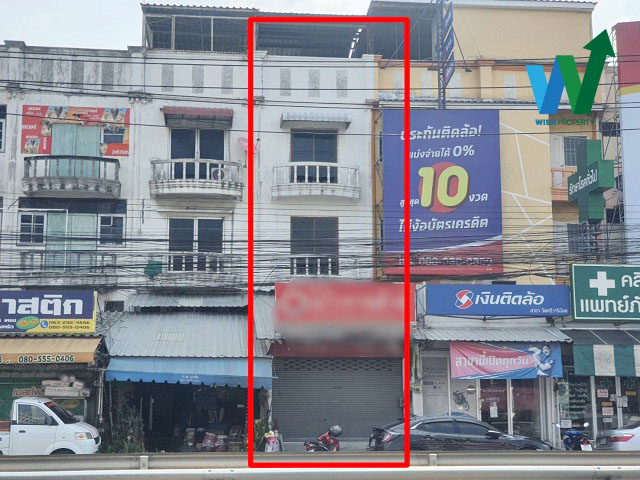 For SaleShop HouseSamut Prakan,Samrong : For sale cheap, 4 and a half story commercial building near Suvarnabhumi Airport.