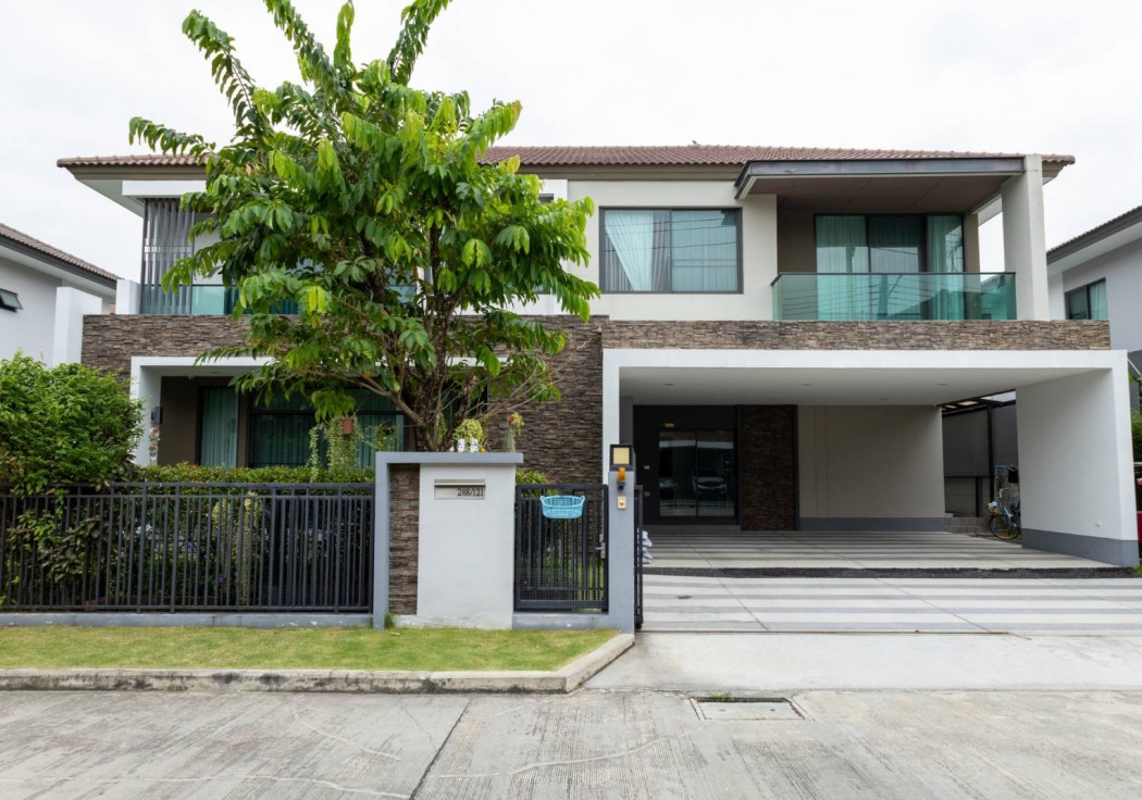 For SaleHouseLadkrabang, Suwannaphum Airport : house for sale The Grand Bangna – Wongwaen 322 sq m. 101.2 sq.wah