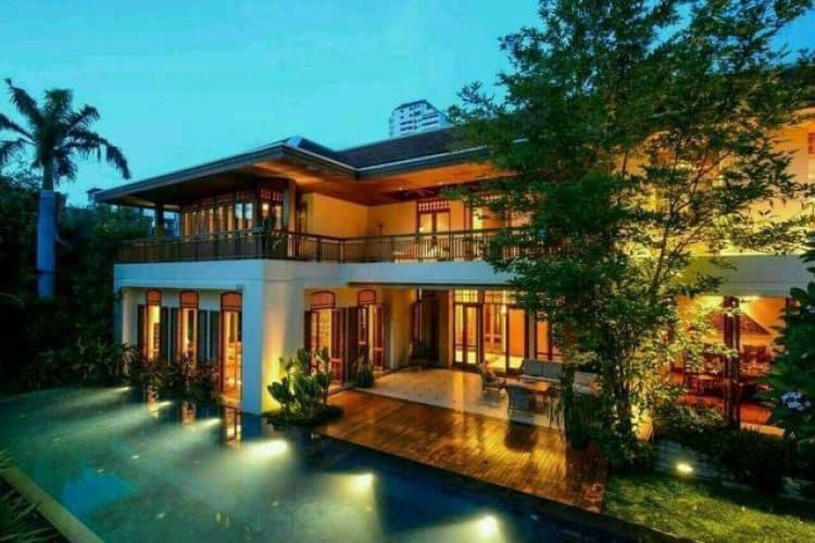 ขายบ้านสุขุมวิท อโศก ทองหล่อ : LTHC10128 – Luxury House FOR SALE in Sukhumvit 31 size 416 sq.w. 6 beds 8 baths Near BTS Phrom Phong Station ONLY 385 MB