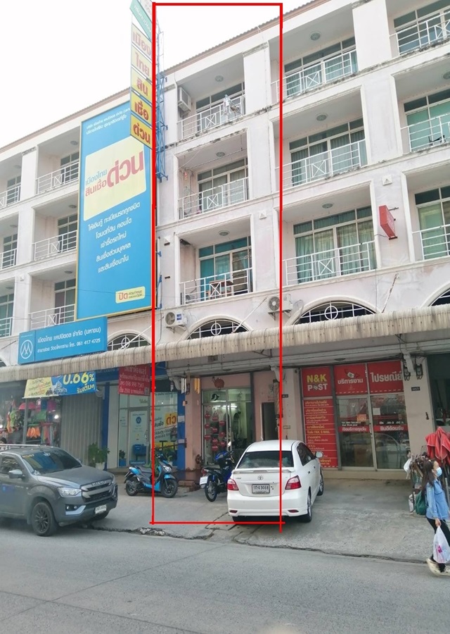 For SaleShophouseSamut Prakan,Samrong : 4-story commercial building for sale, area 20.7 sq m., near several important main transportation routes. Makes it convenient to travel into the city, near BTS Kheha, Mueang District, Samut Prakan Province.