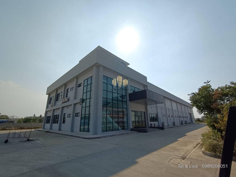 For RentFactoryPathum Thani,Rangsit, Thammasat : Factory/office for rent, Phahonyothin Road, Khlong Nueng Subdistrict, Khlong Luang District, Pathum Thani, area 1,827 sq m.