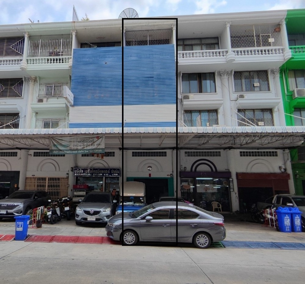 For SaleShophouseSathorn, Narathiwat : For sale commercial building, Soi Chan 16 Intersection 16, Sathorn