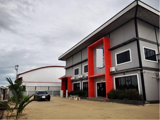 For RentFactoryMahachai Samut Sakhon : For Rent Factory for rent With office in Samut Sakhon, Khok Kham Subdistrict, along Khlong Luang Road. Near Khok Kham Provincial Police Station / Factory area 1800 square meters / Production section meets standards / Suitable for a production factory / Tr