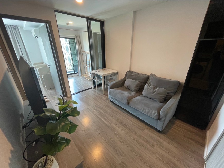 For RentCondoRatchadapisek, Huaikwang, Suttisan : The Origin Ratchada - Lat Phrao - Monthly rent 17000 baht - Room 35 sq m - 5th floor