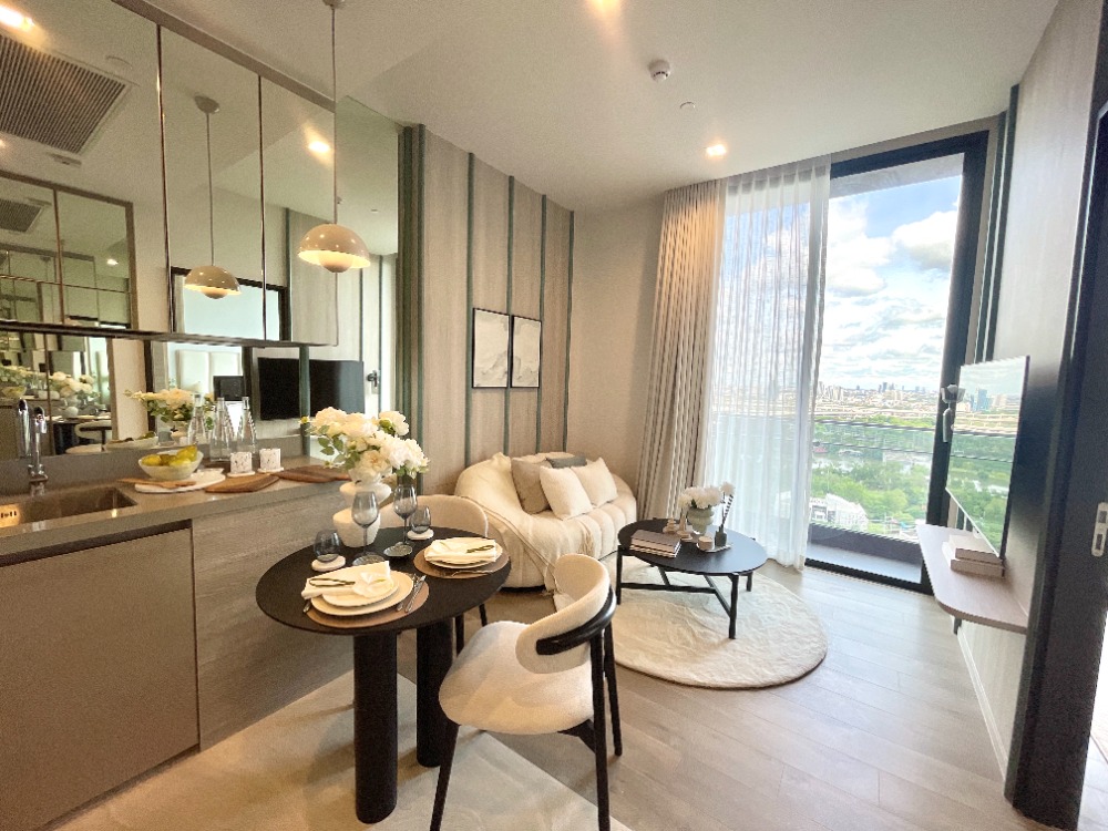 ขายคอนโดลาดพร้าว เซ็นทรัลลาดพร้าว : เดอะ เครสท์ พาร์ค เรสซิเดนซ์ The Crest Park Residences