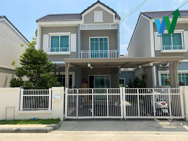 For SaleTownhouseBangna, Bearing, Lasalle : For sale The Village Bangna-Wongwaen 4 (The Village Bangna-Wongwaen 4) near Concordian International School.