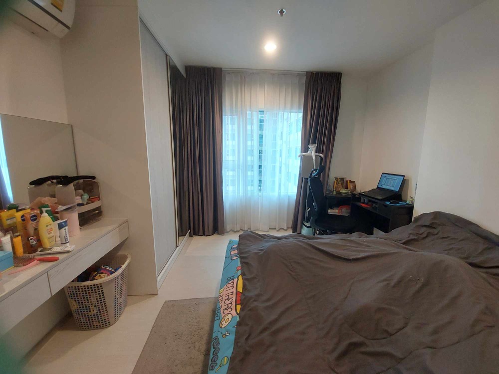 For SaleCondoSamut Prakan,Samrong : Condo Aspire Erawan Urgent sale!!! Cheapest, size 30 sq m., pool view, 20th floor, fully furnished, next to BTS.