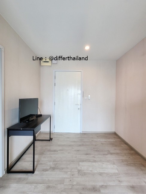 For RentCondoNonthaburi, Bang Yai, Bangbuathong : 0452 For rent plum condo central station next to Central Westgate, 25th floor.