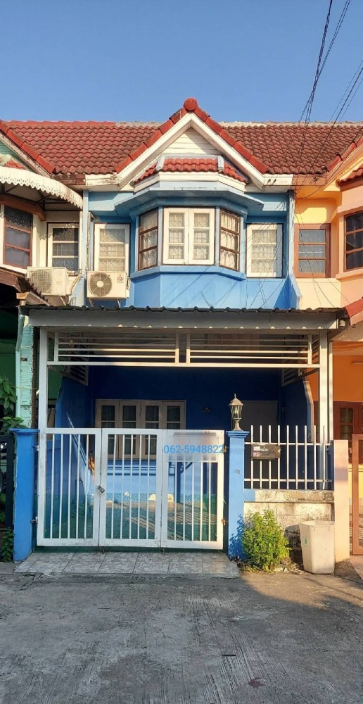 For SaleTownhouseNawamin, Ramindra : 🌈Selling cheap! Townhouse 16 sq w., Ramindra Road, Soi 8, Bang Khen District, Bangkok, near the Pink Skytrain. Ramindra Station Km. 4, Central Ramintra 💖