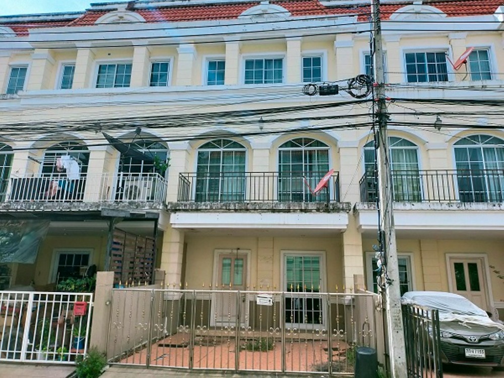 For SaleHouseLadkrabang, Suwannaphum Airport : Townhouse, good location