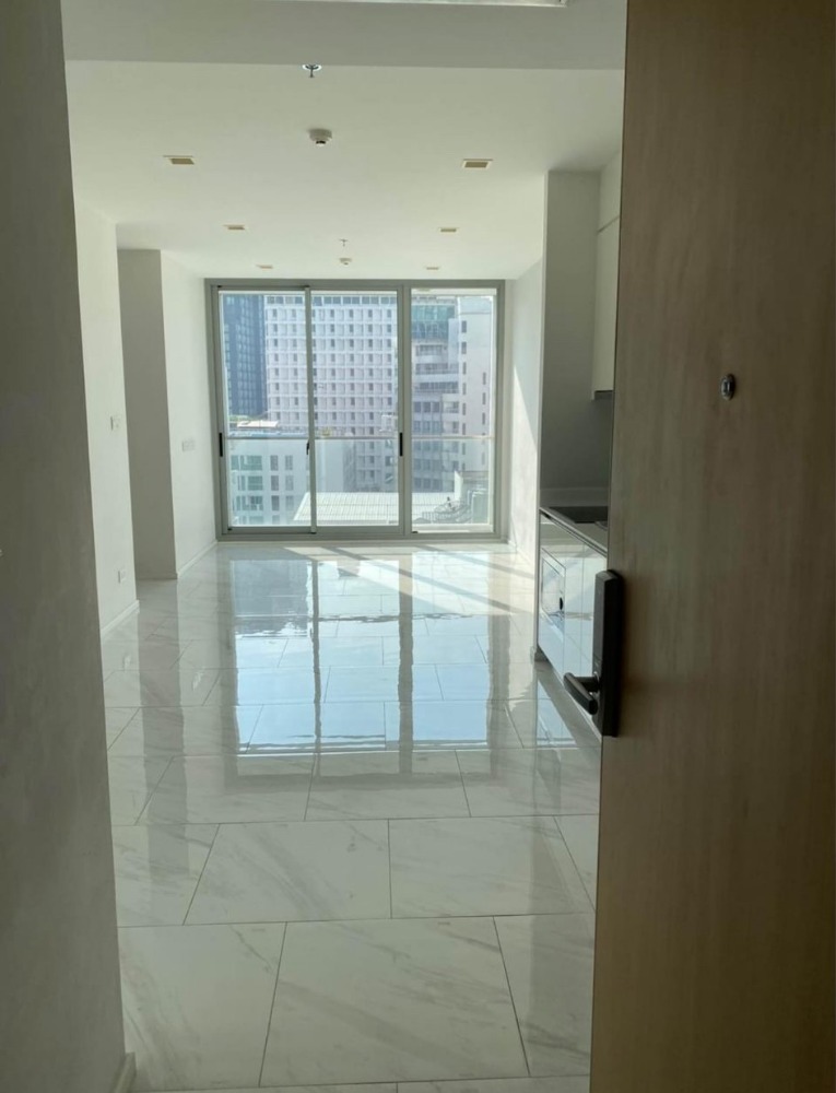 For SaleCondoNana, North Nana,Sukhumvit13, Soi Nana : HYDE SUKHUMVIT 11 (ไฮด์ สุขุมวิท 11) | Floor 5+ 63.80 sq.m. | 2 bedrooms | Near BTS Nana Station, 5 minutes away.