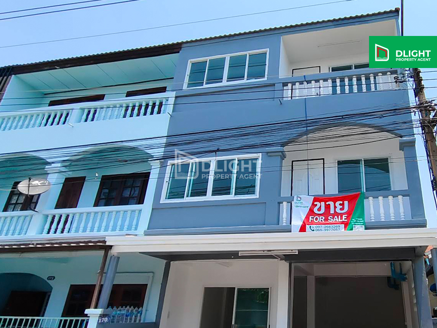 For SaleHousePathum Thani,Rangsit, Thammasat : For sale/rent, 3-story townhome, Rangsit 59, area 32 sq m, 350 sq m, 6 bedrooms, 6 bathrooms, selling for 2.7 million baht, renting 19,000 baht/month, newly renovated.