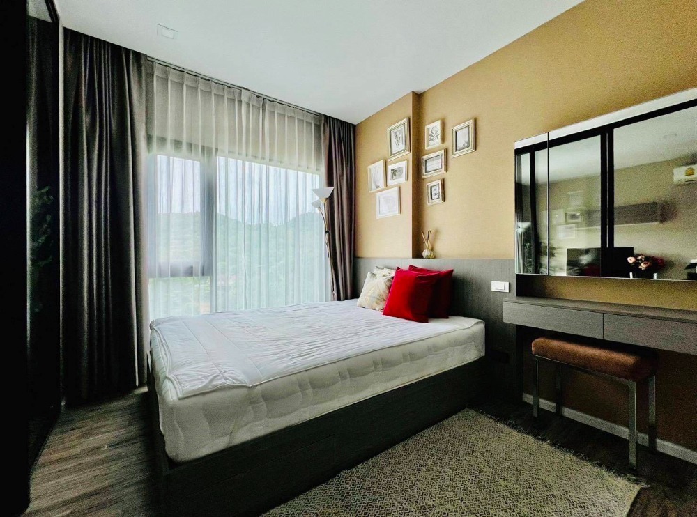 For RentCondoSriracha Laem Chabang Ban Bueng : Condo for rent, beautiful room, quiet, mountain view - swimming pool view