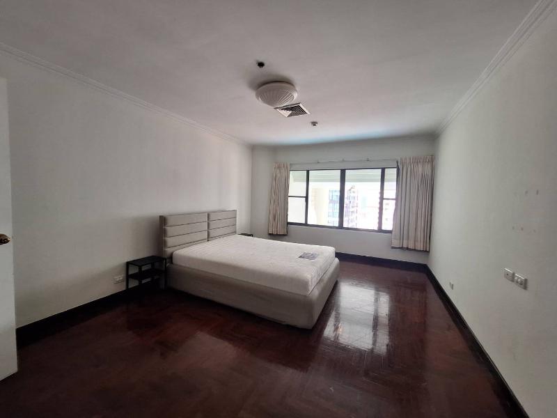 For RentCondoSukhumvit, Asoke, Thonglor : For Rent Le Raffine Sukhumvit24 4 Bedroom 6 Bathroom 404 sqm