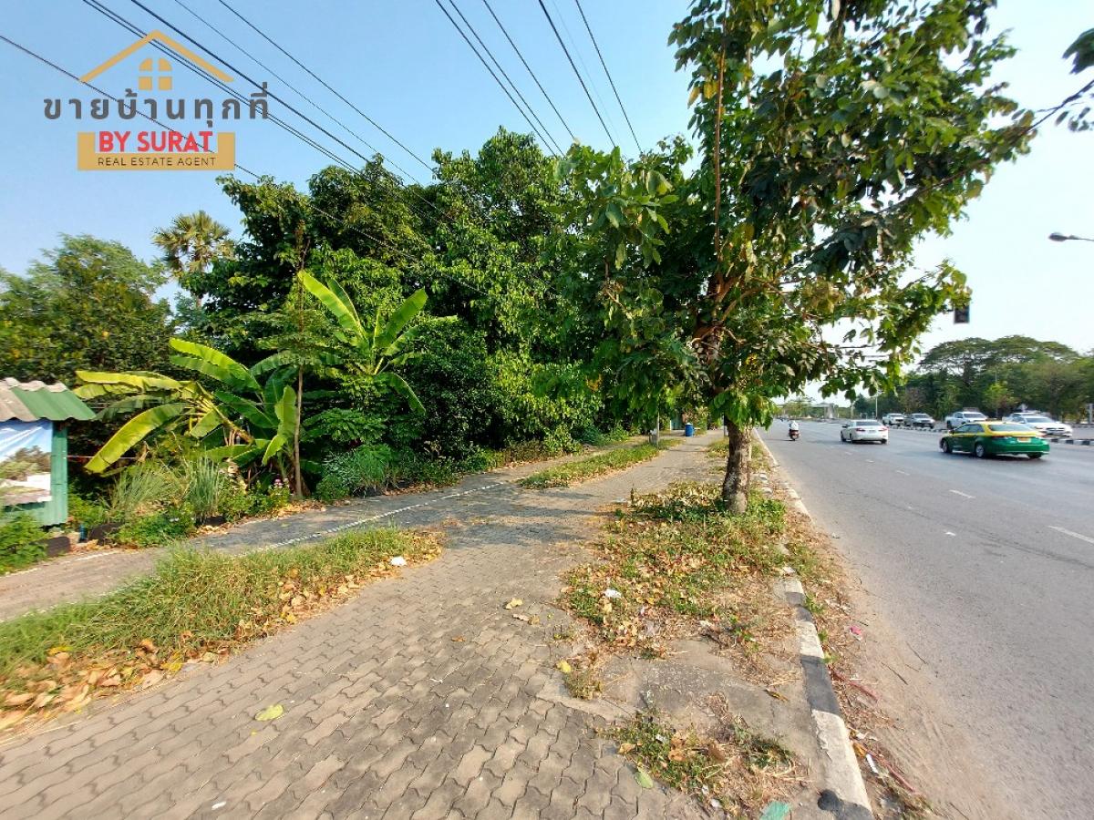 For SaleLandPhutthamonthon, Salaya : Land for sale, 11 and a half rai, opposite Phutthamonthon, 35,000 baht per square wa, next to Phutthamonthon Sai 4, yellow map