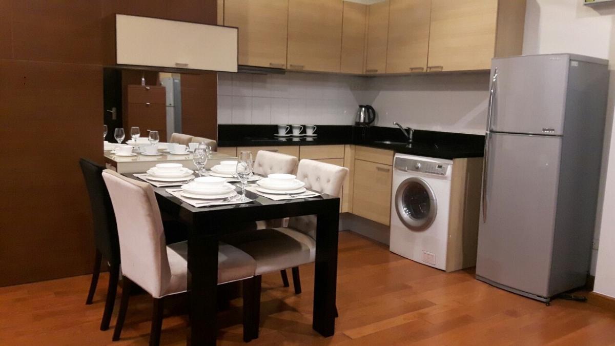 For RentCondoWitthayu, Chidlom, Langsuan, Ploenchit : 📢👇Quiet shady place near Central Chidlom department store, fully furnished so just pack your back and move in