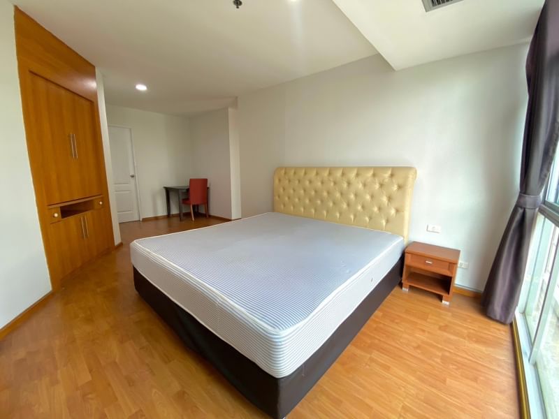 ให้เช่าคอนโดสุขุมวิท อโศก ทองหล่อ : Capital 30/1 1 Bed 66 sq.m. Eng 中 日 Please add LINE ID @806qphgn o8415o5483