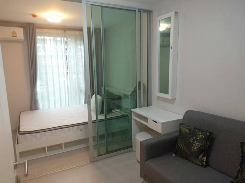 For SaleCondoRamkhamhaeng, Hua Mak : For sale: Plum Condo Ramkhamhaeng 60 Interchange, 23 sq m., price 1.49 million, with furniture and electrical appliances.