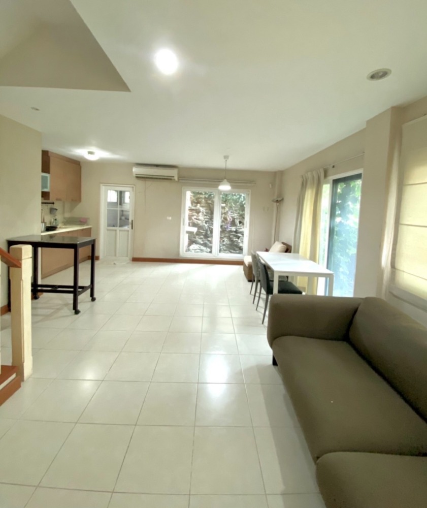 For SaleTownhouseKaset Nawamin,Ladplakao : Townhome Casa City Ladprao / 3 bedrooms (sold with tenant), Casa City Ladprao / Townhome 3 Bedrooms (SALE WITH TENANT) RUK197